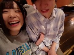 Cô Bạn Gái Dâm Lần Đầu Được 2 Con Cặc To Cùng Lúc