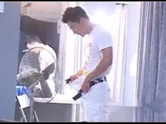 Cặc To Đọ Kiếm Với Con Cặc Nhỏ Xinh Đẹp