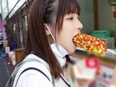 Gái ham ăn ăn luôn con cặc to của anh