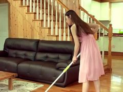 Gái Hàn Quốc Thủ Dâm Bằng Dưa Leo Mỗi Ngày