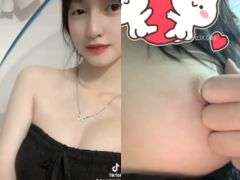 Clip Sex Mèo Linh Thủ Dâm Cả Lồn Múp Cùng Ngực Căng