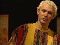 Sếp Già Gọi Trai Bao Về Thỏa Mãn