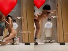 Chơi Lồn Bạn Gái Trong Wc Nam Cực Đã