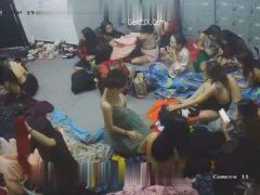 Phòng Thay Đồ Và Cuộc Làm Tình Với Gái Karaoke