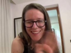 Chịch Cô Hàng Xóm Vú Bự Lồn To