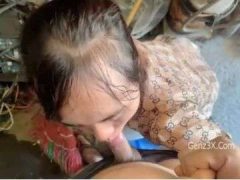 Giúp Chị Hàng Xóm Nhưng Trả Công Bằng Cuộc Tình