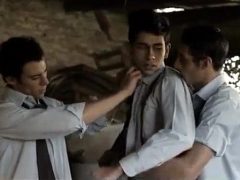 Anh Trai Cùng Cha Chơi Trò Cosplay