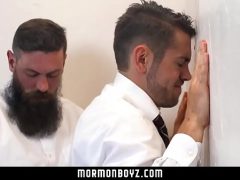 Phang Lỗ Nhị Của Em Bằng Con Cặc Anh Đi